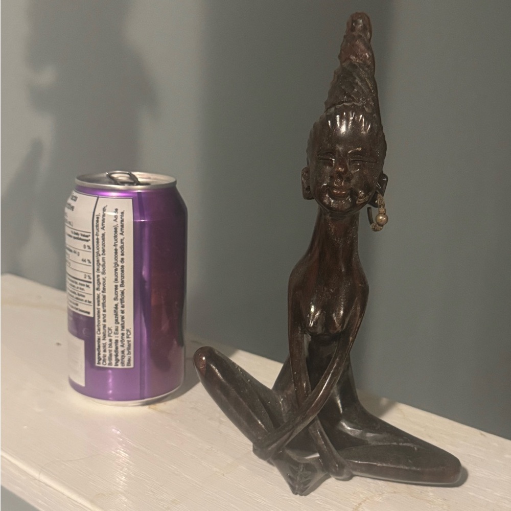 Bali hand carved Balinese nude woman figurine